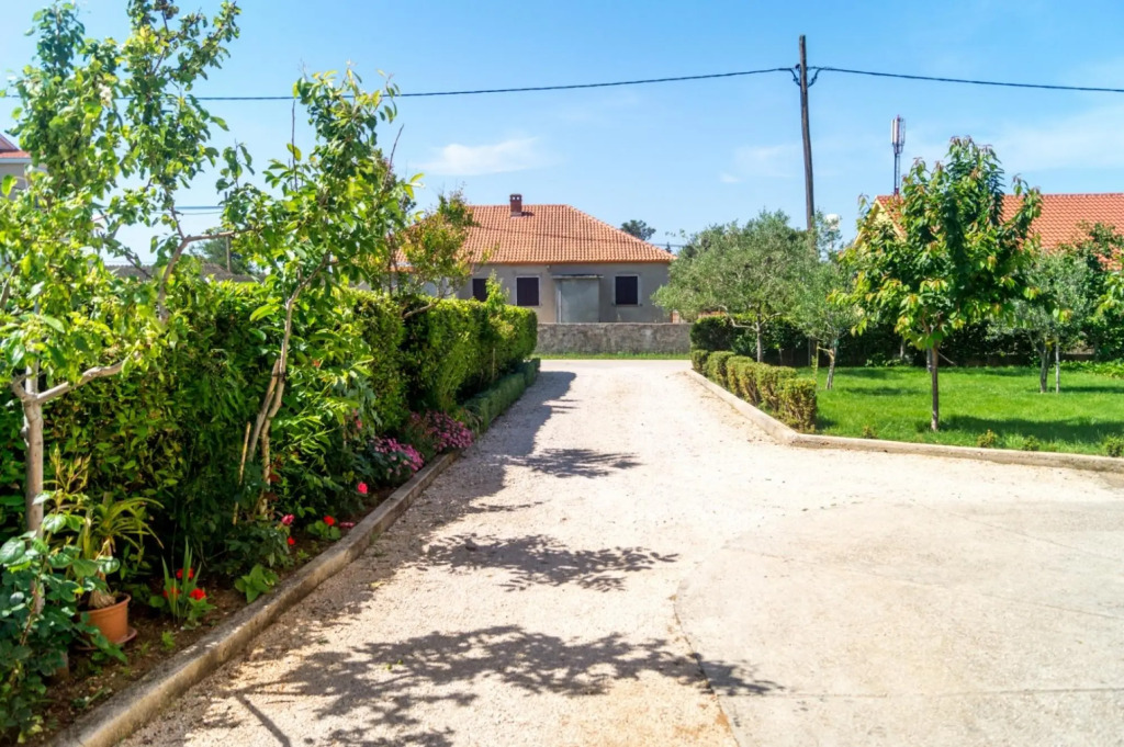 Mediterraneo - With own Parking Space - A2