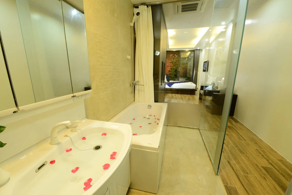 Bella Rosa Hotel & Travel