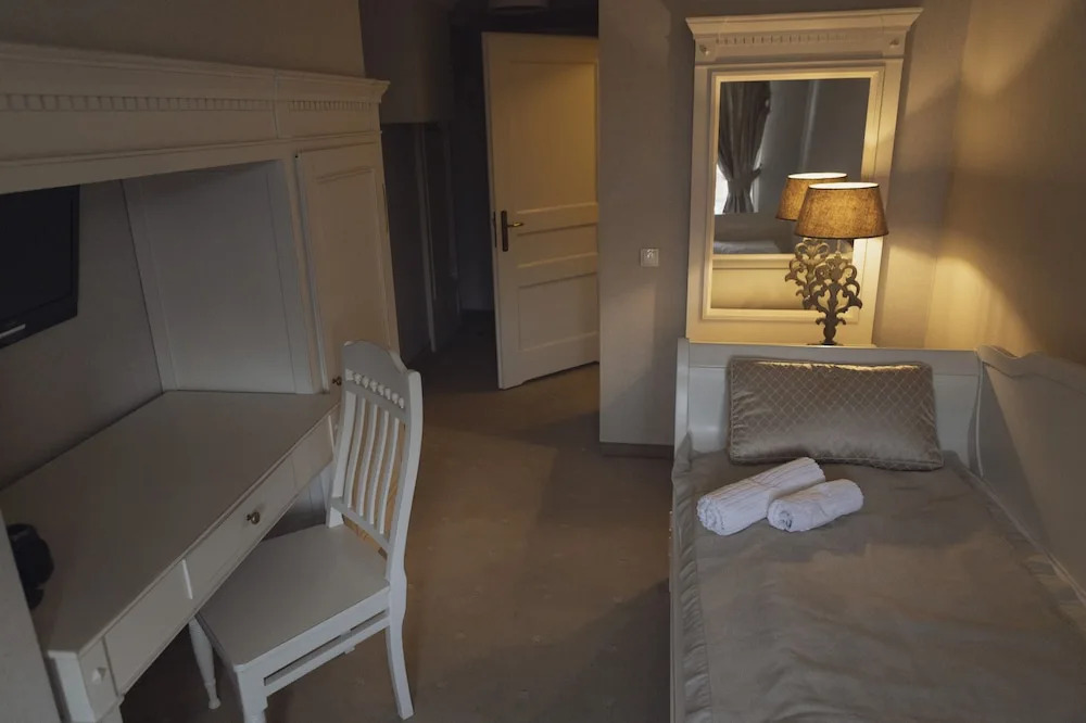 Hotel Adler