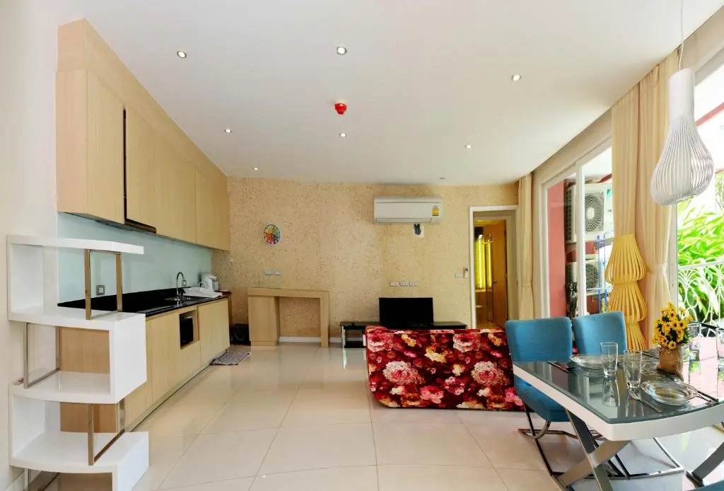 Grande Caribbean Condo