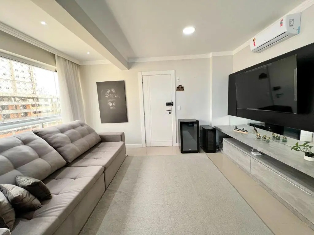 Excelente apartamento 2 suítes em Porto Belo