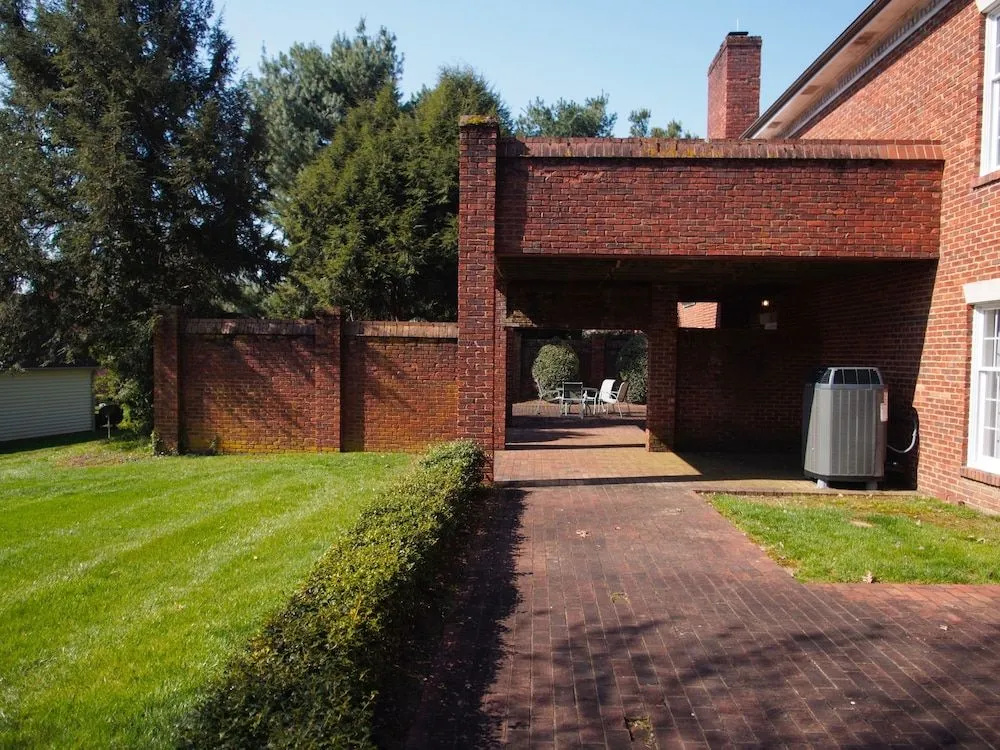 The Clark House Inn