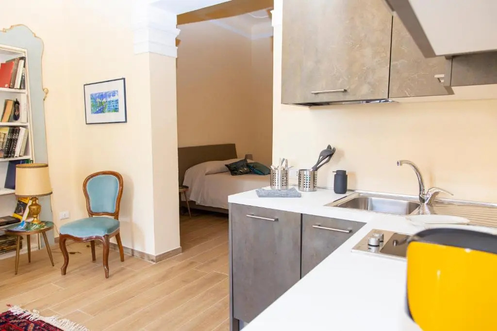 Interno Estense 753