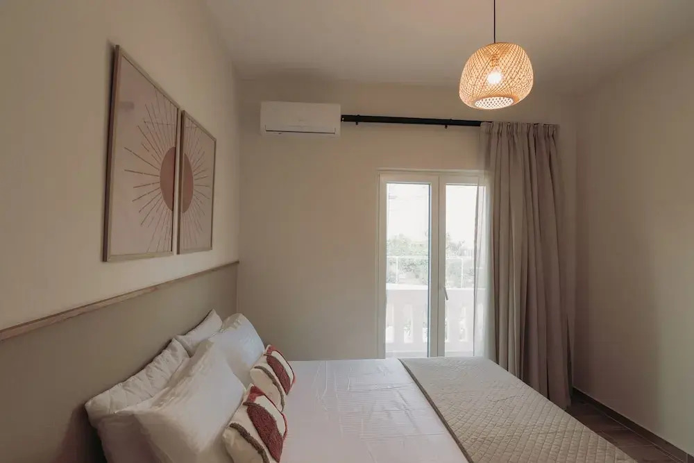 Cozy Living Apartments Chania close to the beach