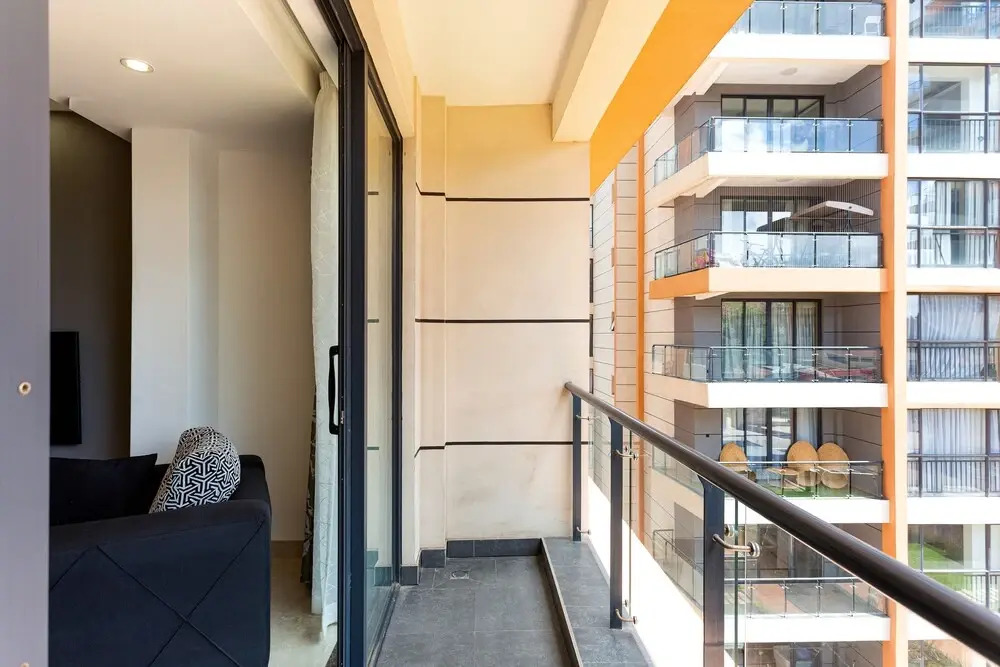 Lux Suites Oasis of Peace Apartments