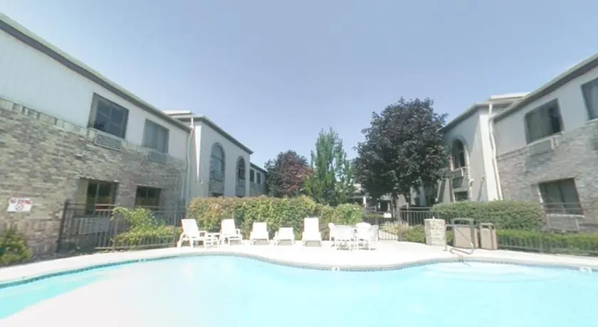 Quality Inn & Suites Muskegon