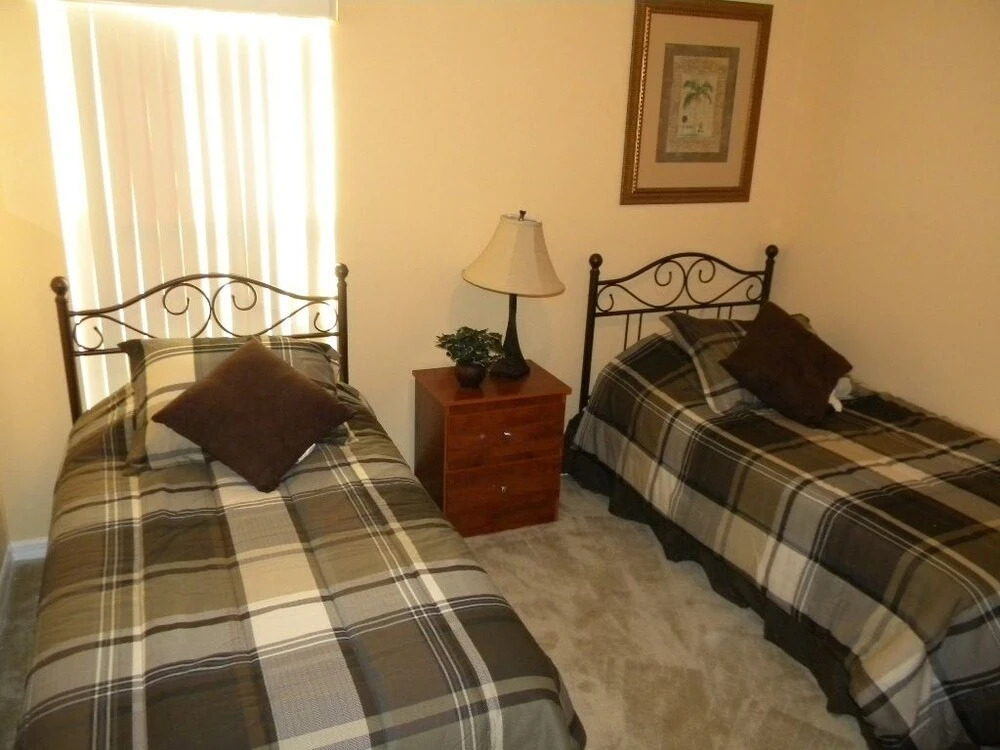 La Solana 3 Bedroom Villa with Private Pool by Florida Villas Direct