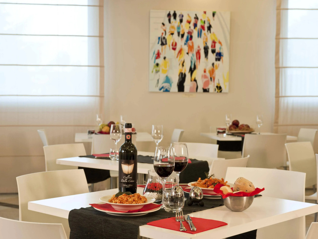 Four Points Flex by Sheraton Bologna Airport