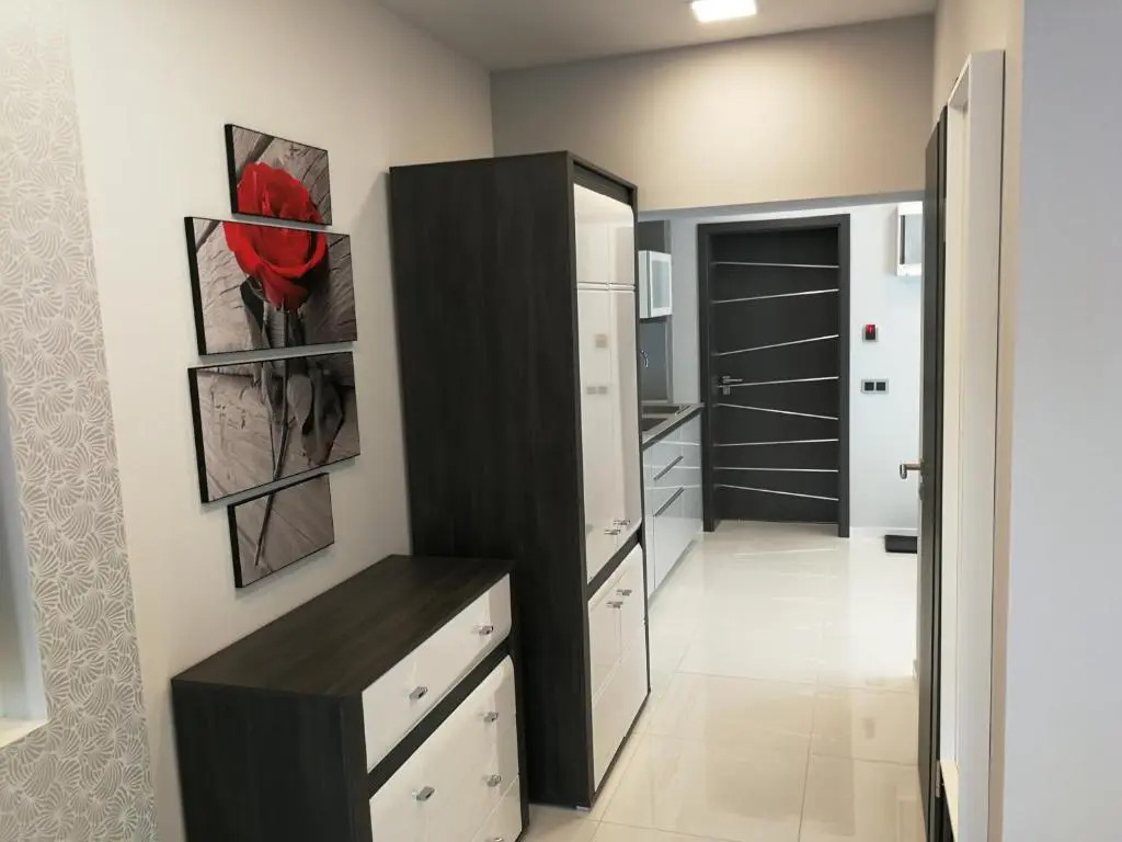 AQUA SOLAR APARTMANHÁZ
