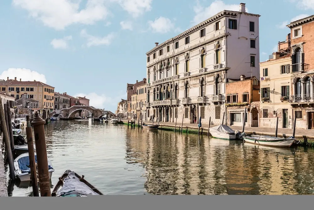 Palazzina Canal