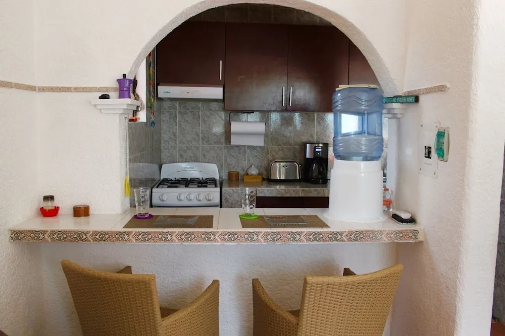 Calmed Beach Front Unit, AC, Wifi