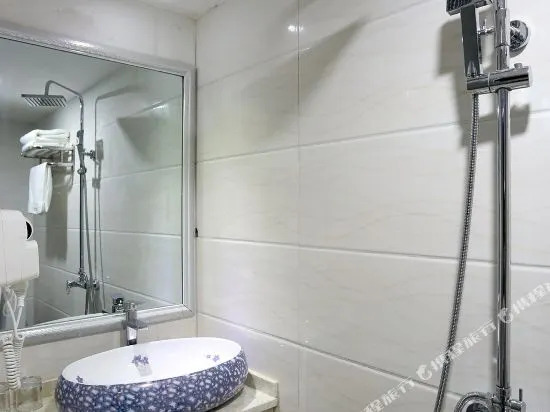 Yuting Hotel (Changsha IFS International Financial Center Wuyi Square Subway Station)