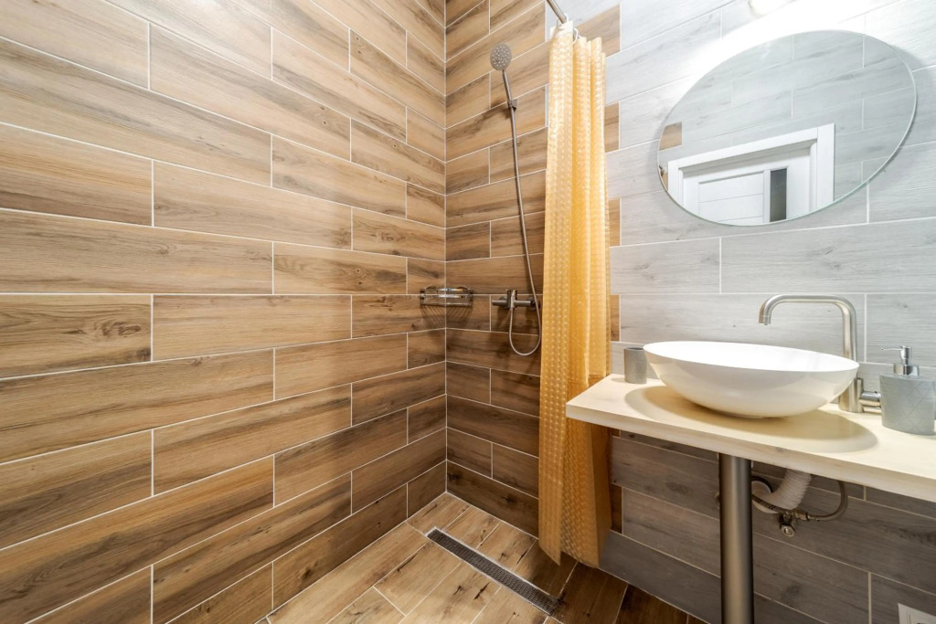 InshiApartments on Popovycha str 3