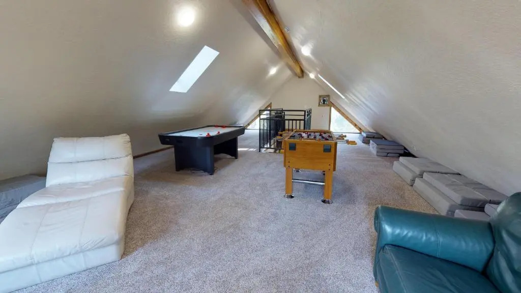 Huge Lil' Cascade, Family Lodge, 4 floors, with Loft and Game Room