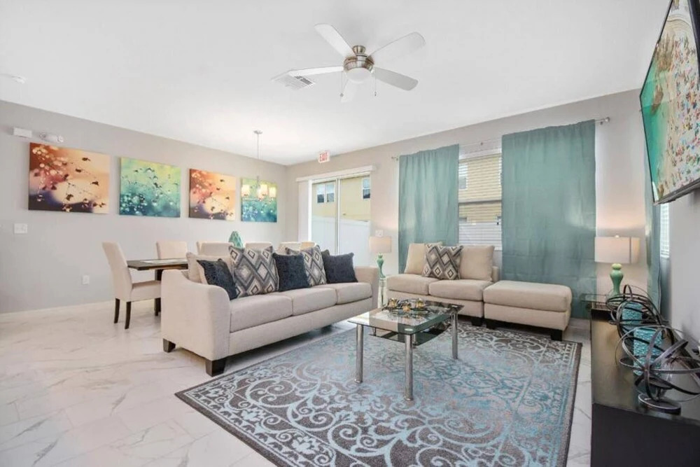 Cozy Property Located 4 7 Miles From Disney World and Near Attractions