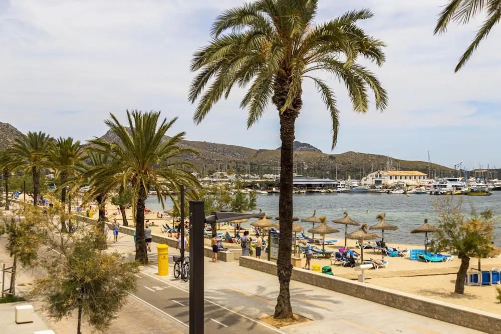 Apartment - 3 Bedrooms with WiFi and Sea views - 107925