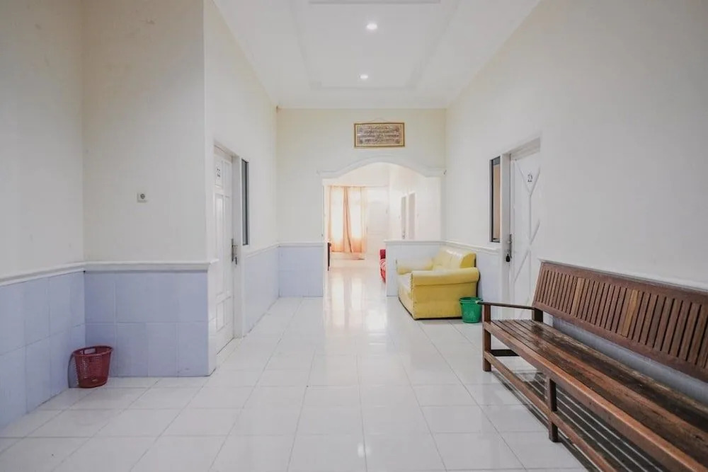 RedDoorz Syariah near Suzuya Mall Banda Aceh