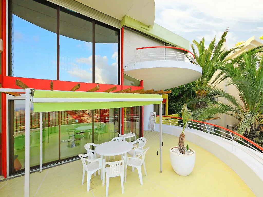 Urb Vallpineda Avda. Miquel Utrillo 99 - Three Bed