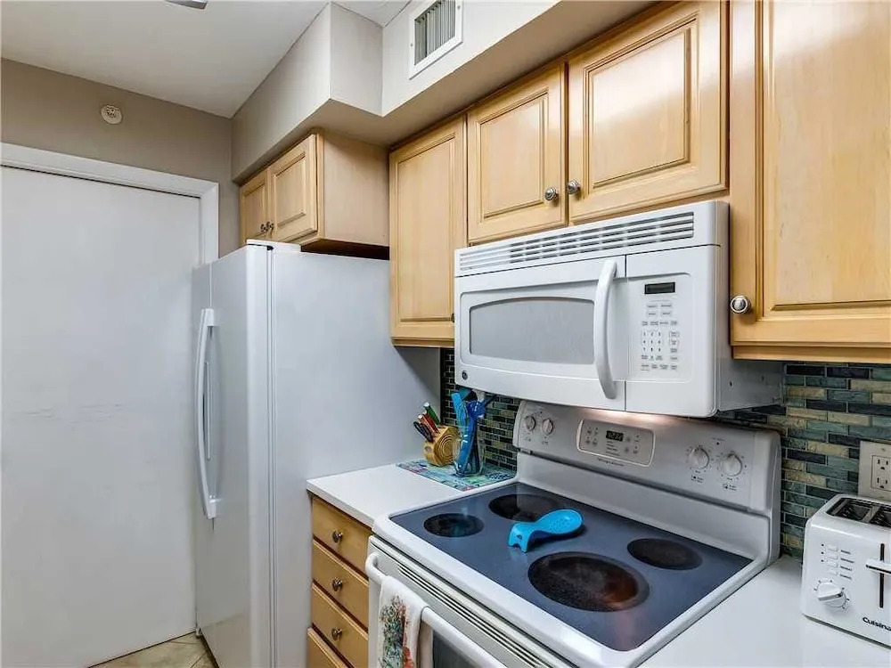 Santa Maria II 301 - Three Bedroom Condo