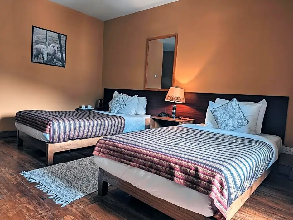 Hotel Amodhara