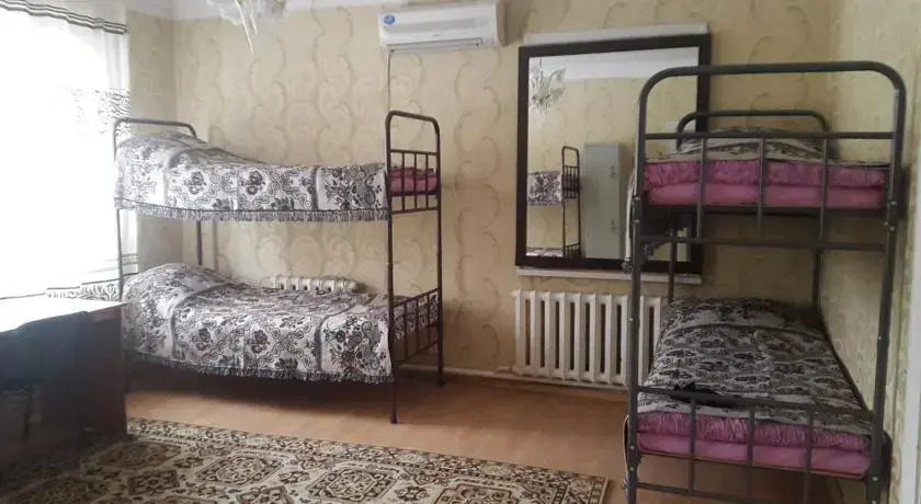 Hostel Alma