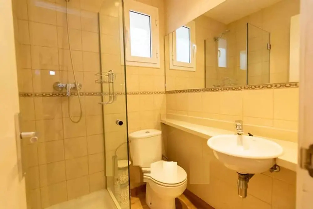 Lovely 2-bed Apartment in Rawalpindi