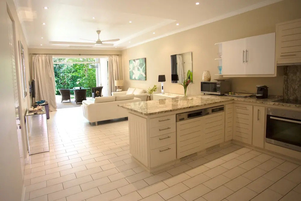 Spas Villas Eden Island