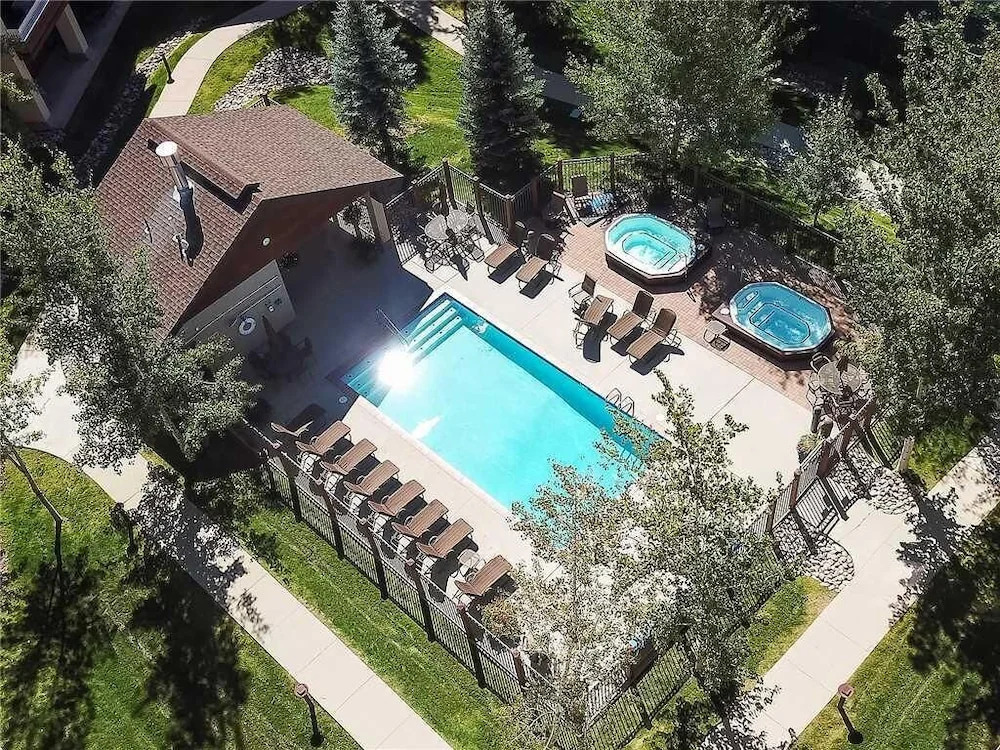 Al4305 Top Floor Residence - Beautiful Views! Winter Specials