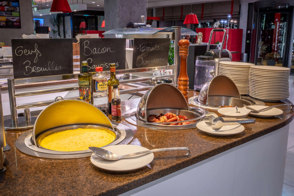 Kyriad Prestige Lyon Est - Saint Priest Eurexpo Hotel and Spa