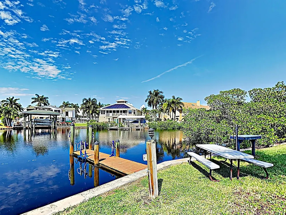 Bonita Beach #3803 - 1 Br condo by RedAwning