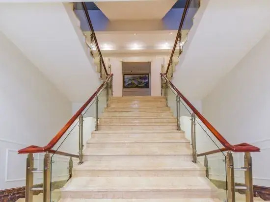 England Hotel (Rongchang Stadium Branch)