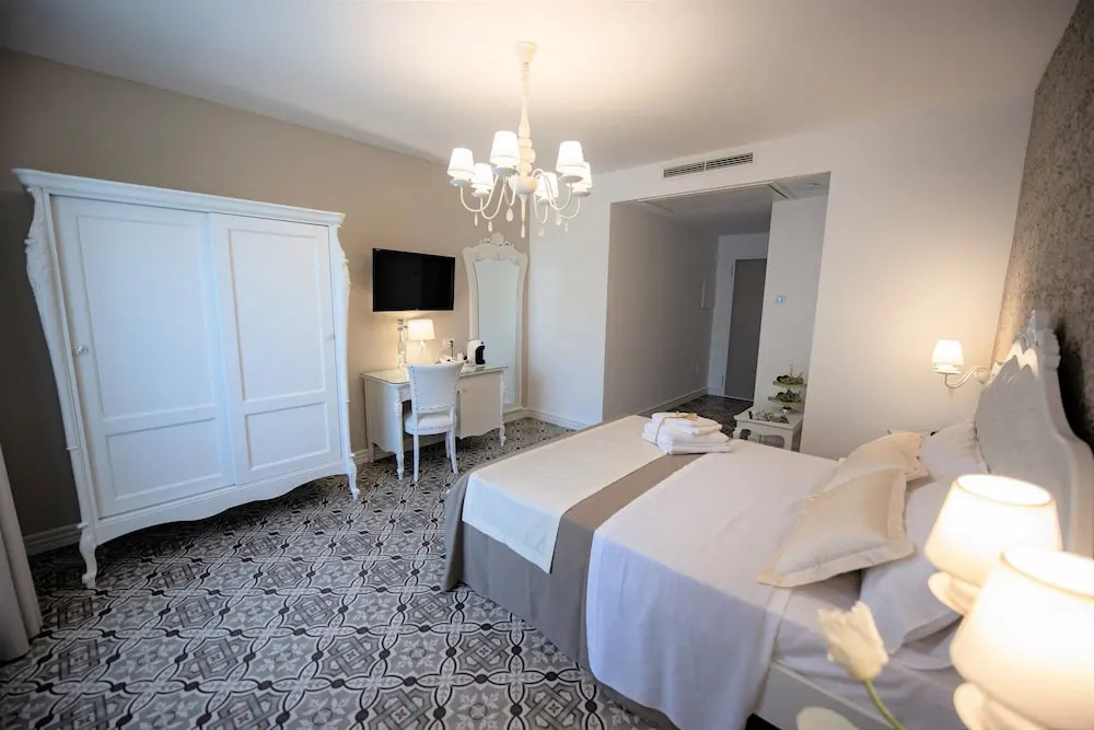 Sui Generis Tropea Luxury Rooms