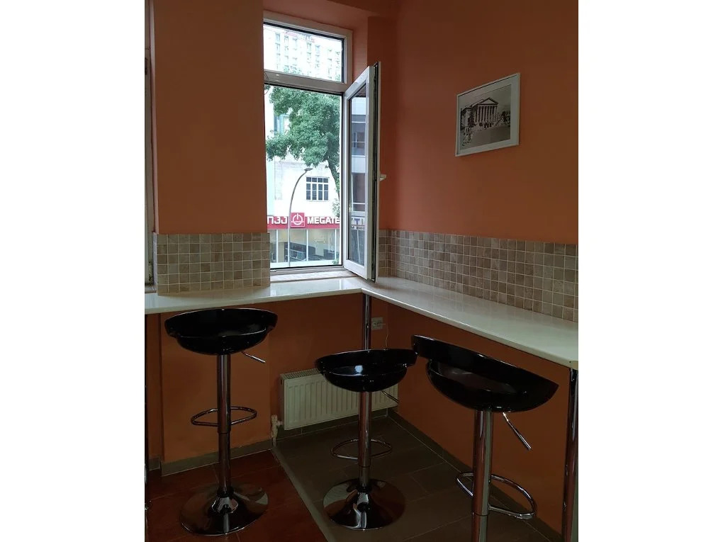 FLAT1