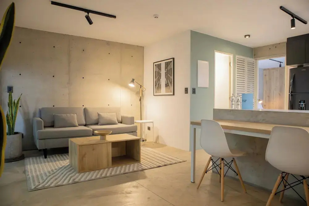 Art Residence in Miraflores by Wynwood House