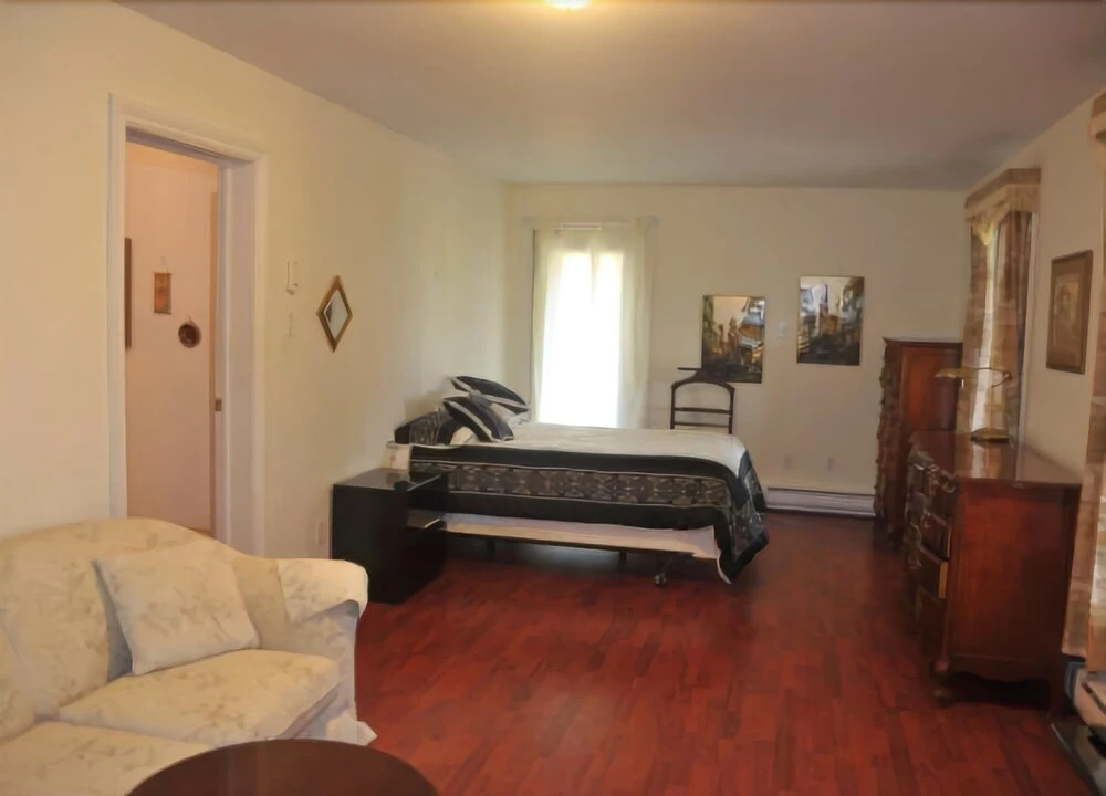 River Breeze Inn