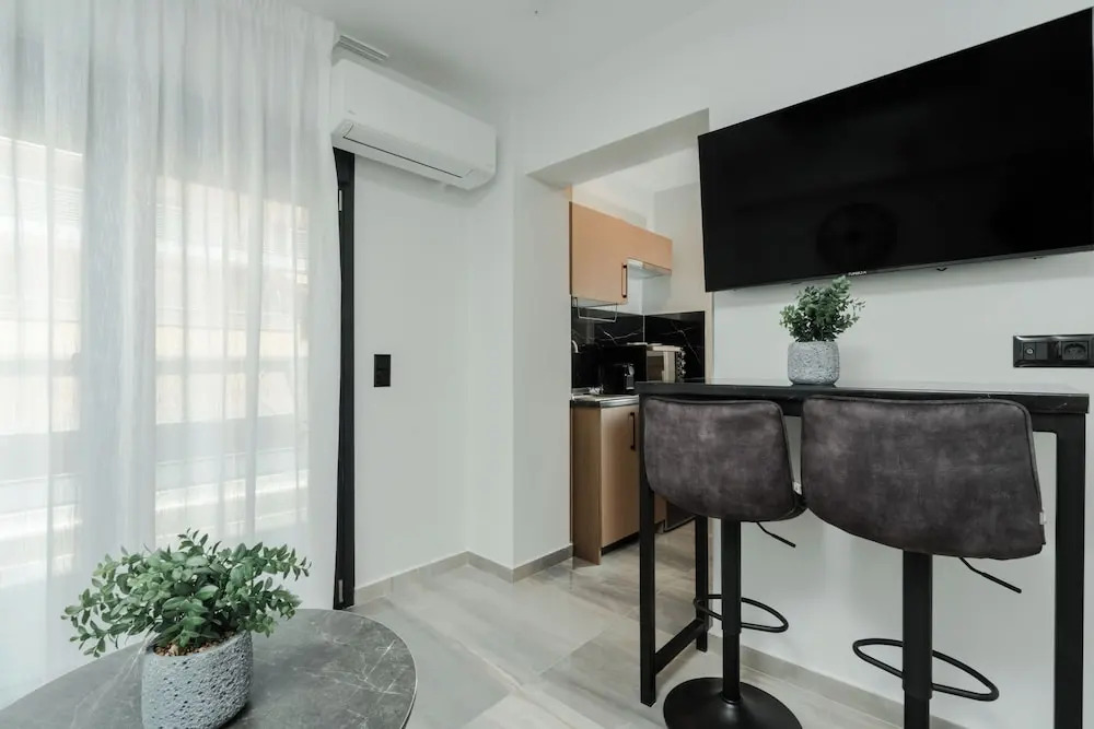 TOWER 15 Suites