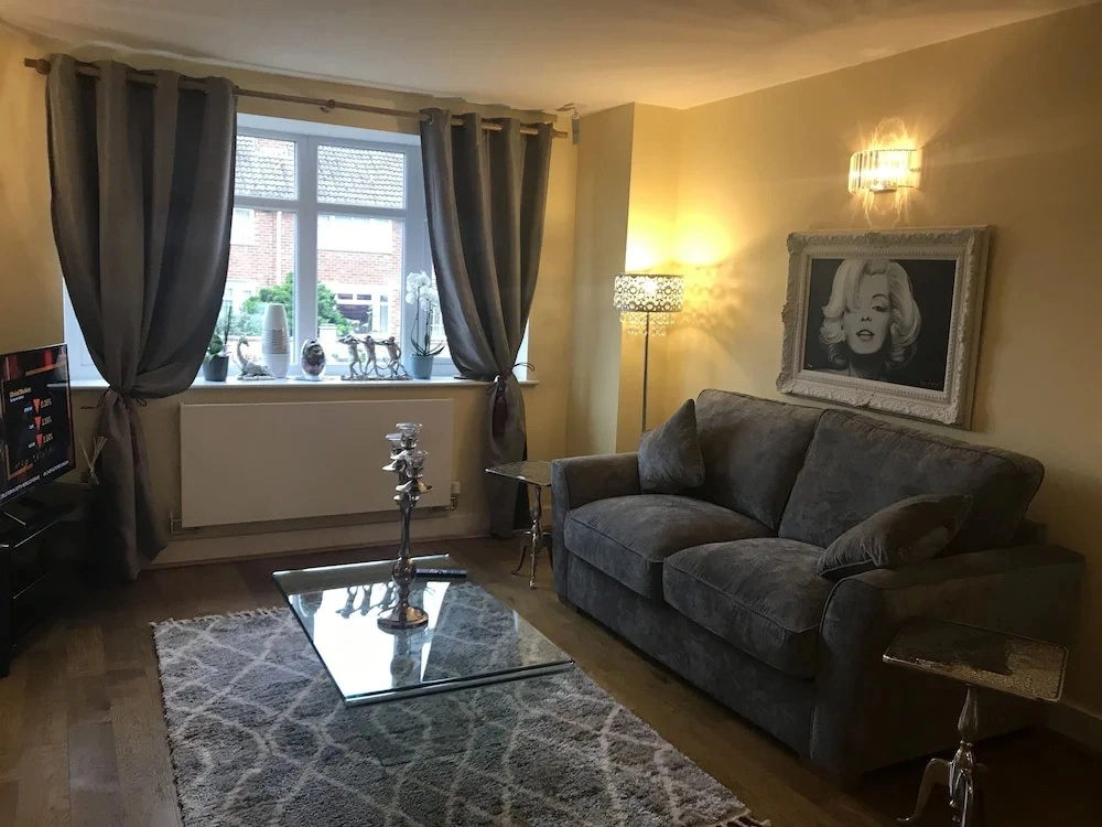 Kingsway House