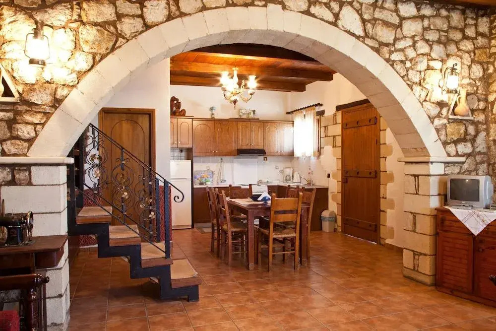 Tsivaras Villas