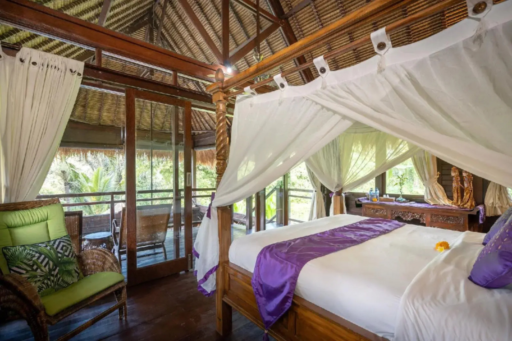 Kupu Kupu Private Villa