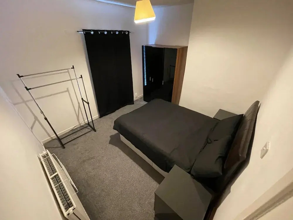 2 Bed House Near Everton Football Club Liverpool