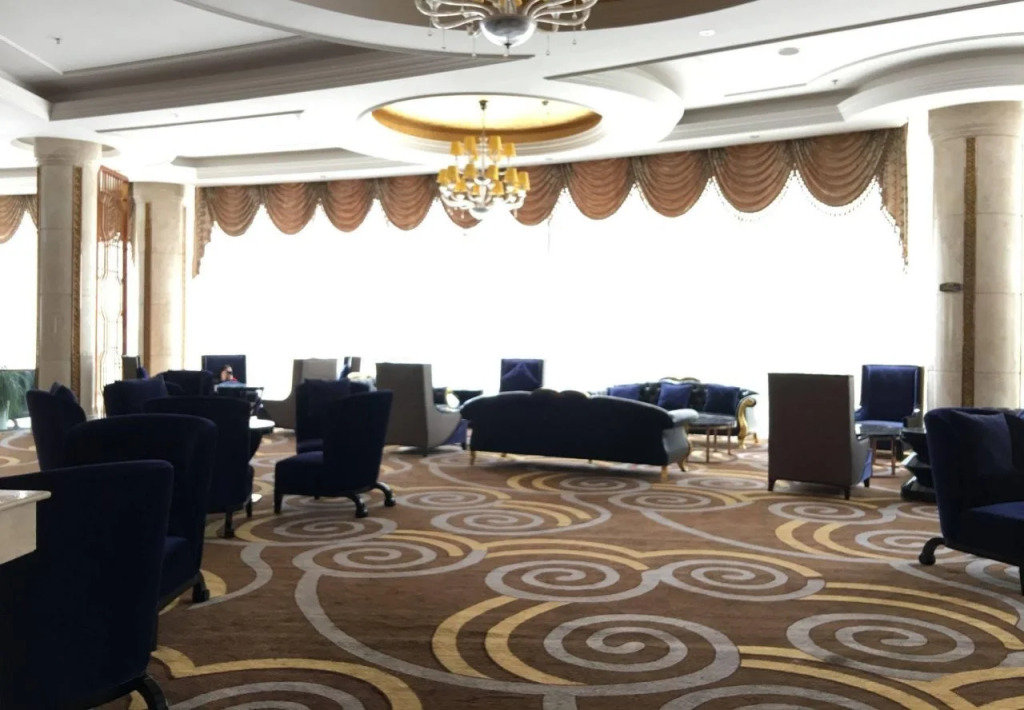 Spring Dream Hotel