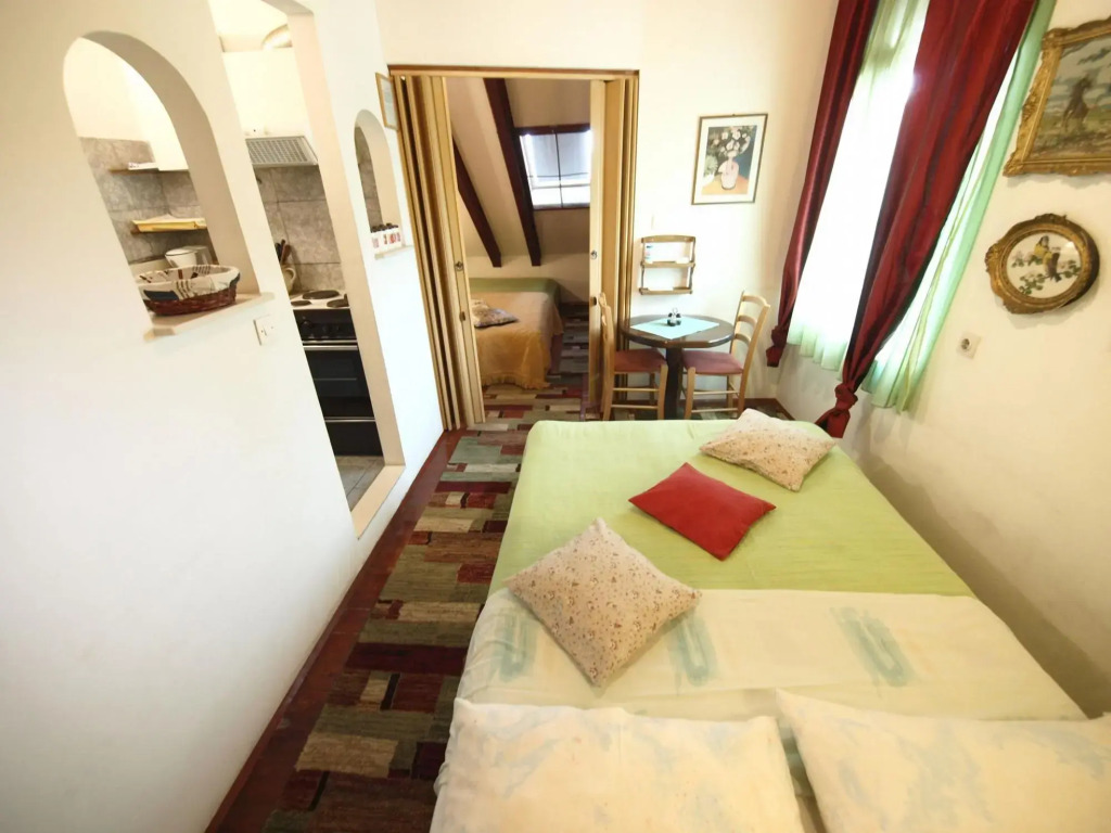 Ivo - Town Center, 40m From the sea - SA1