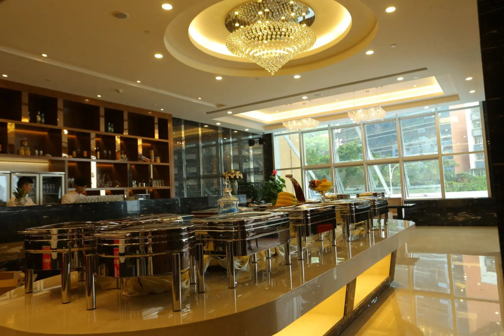 Shenzhen Baoan PLUS Gems Cube Hotel