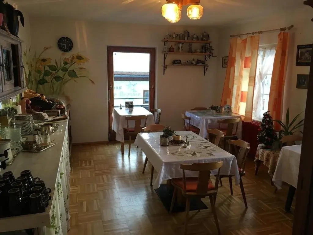 "0" Sterne Hotel Weisses Rössl in Leutasch/Tirol