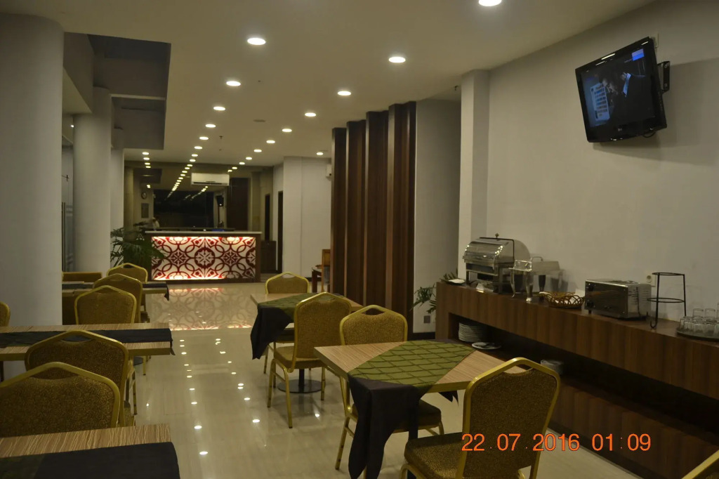 J Hotel Medan