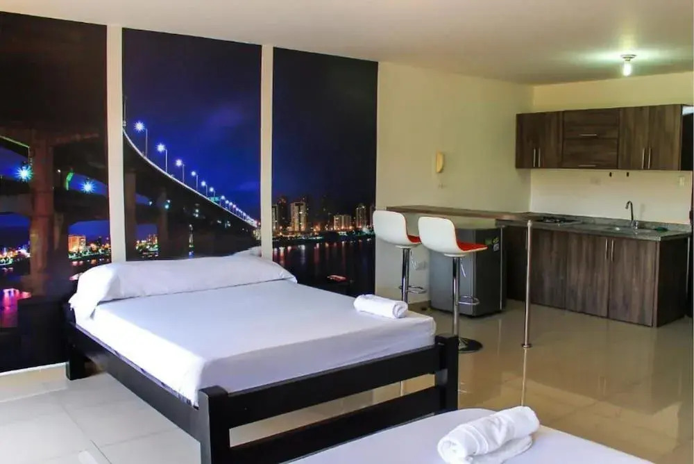 LC Apartahotel