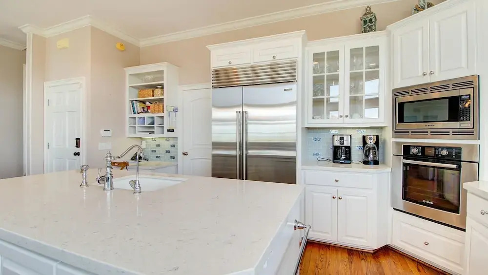 #102 Eastland House 7 Bedrooms 6.5 Bathrooms Home