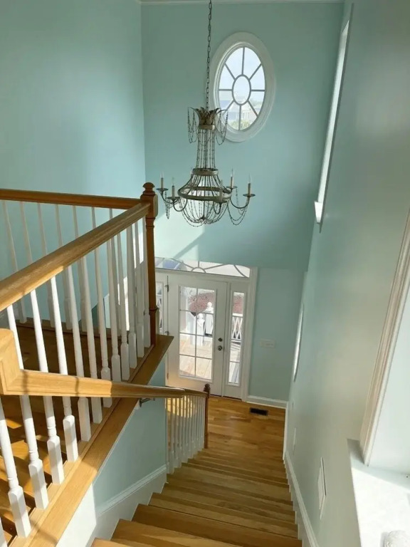Shining Sea 5 Bedroom Home by RedAwning