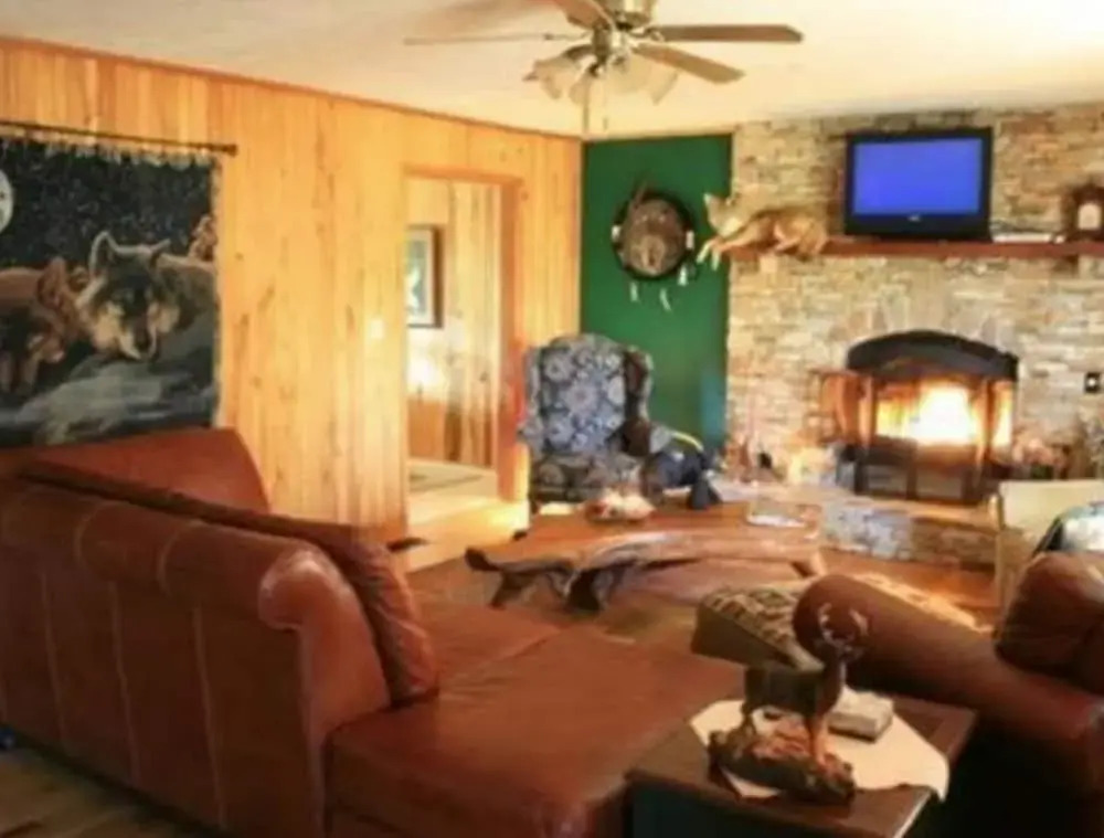Gray Wolf Mountain Inn