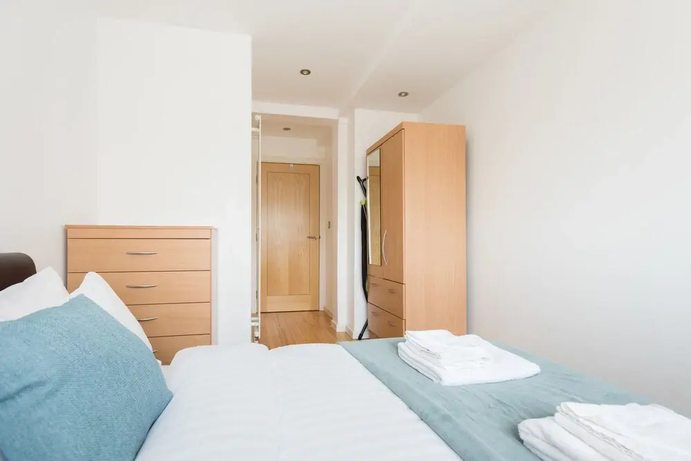 Platinum Apartment next to London Bridge 9995